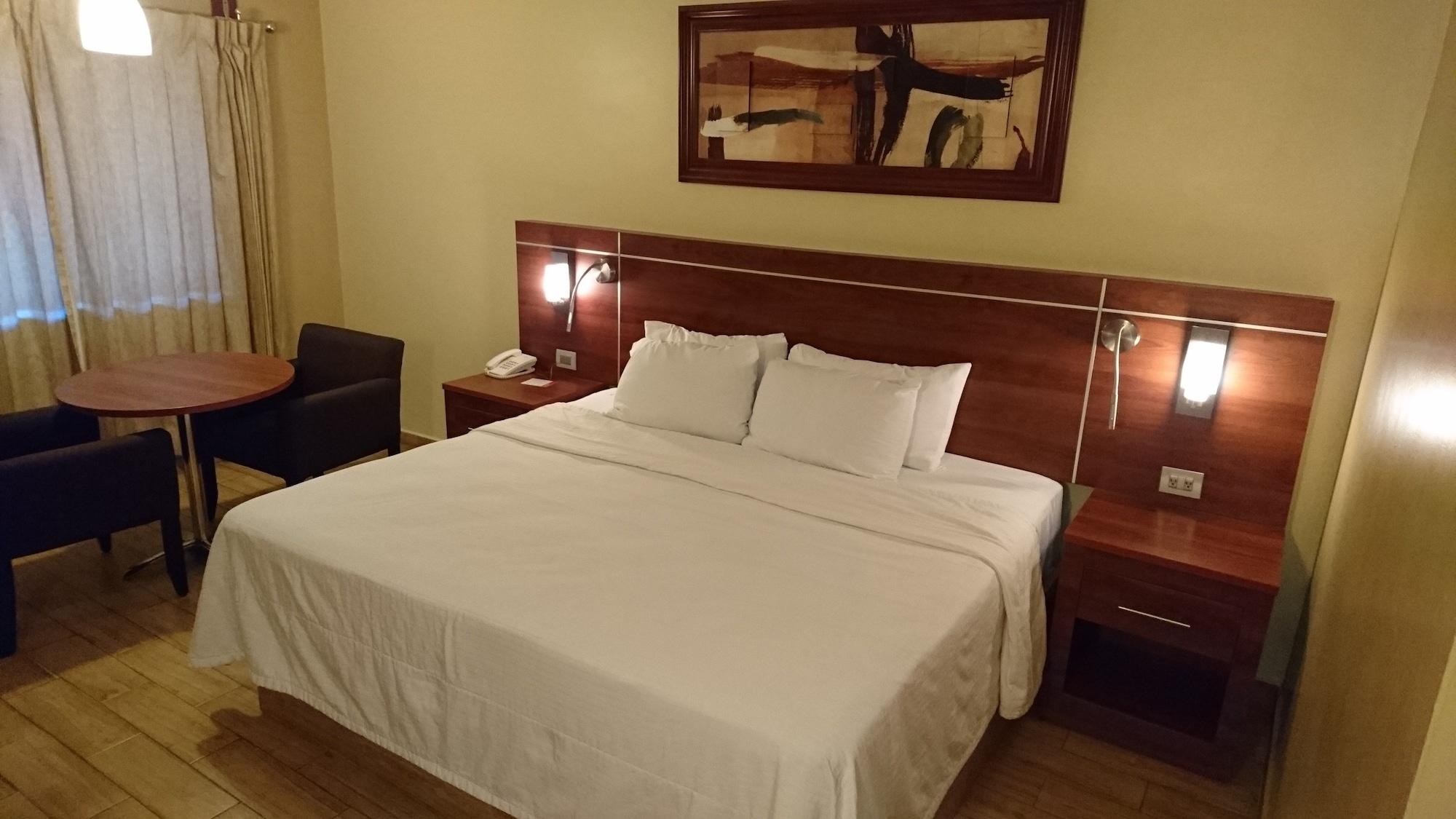 Hotel San Sebastian Хермосило Екстериор снимка