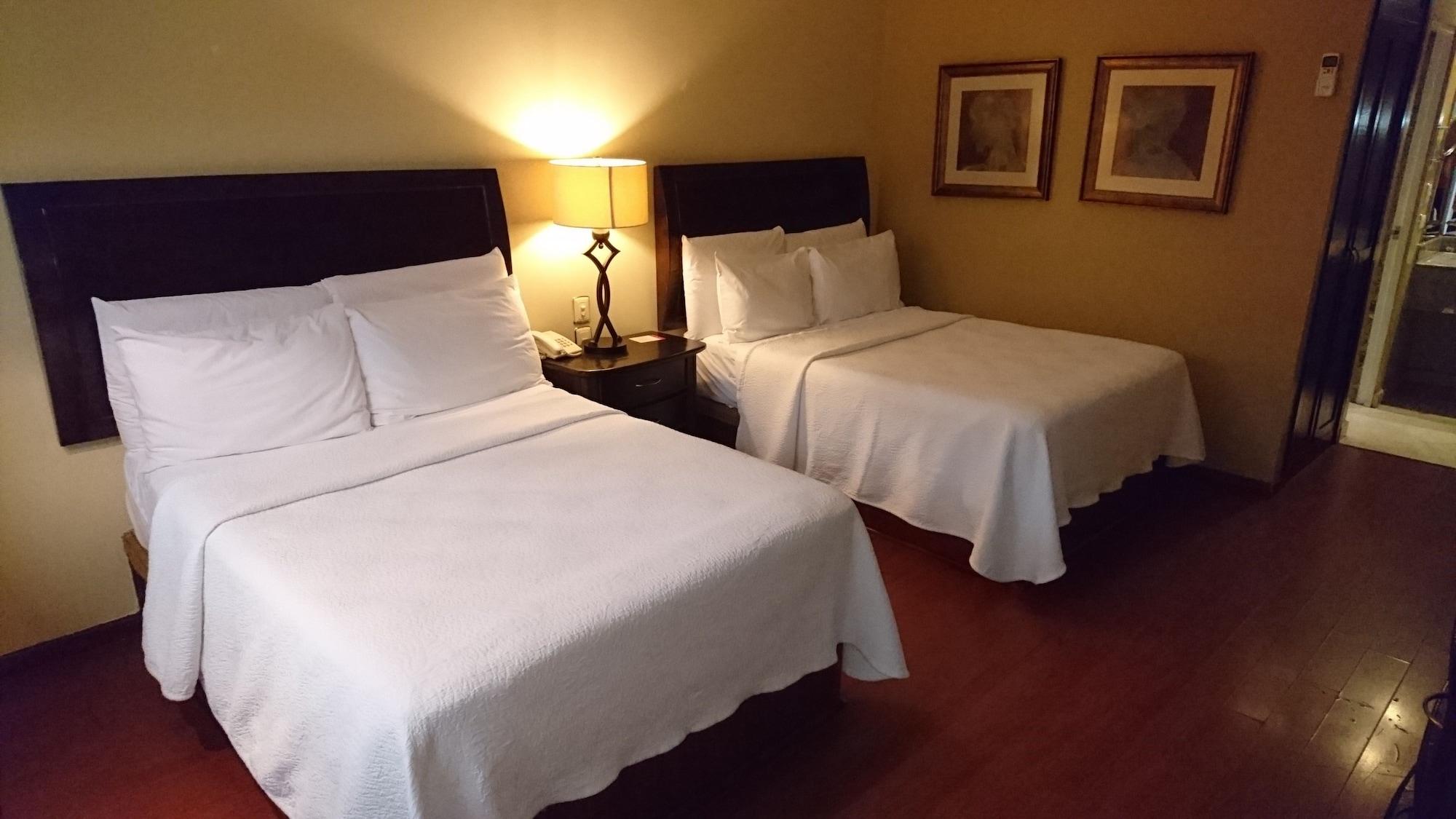 Hotel San Sebastian Хермосило Екстериор снимка